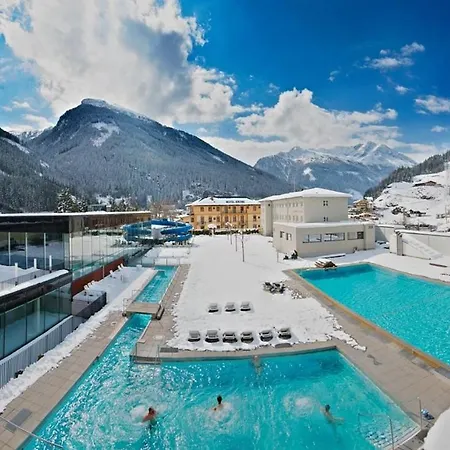 Breathtaking Alpine Views Near Lifts 135m2 Bad Gastein