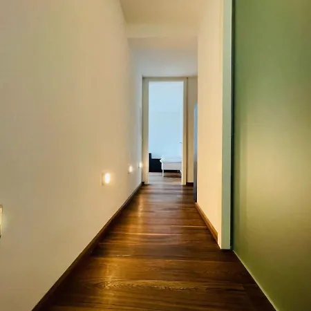 Breathtaking Alpine Views Near Lifts 135m2