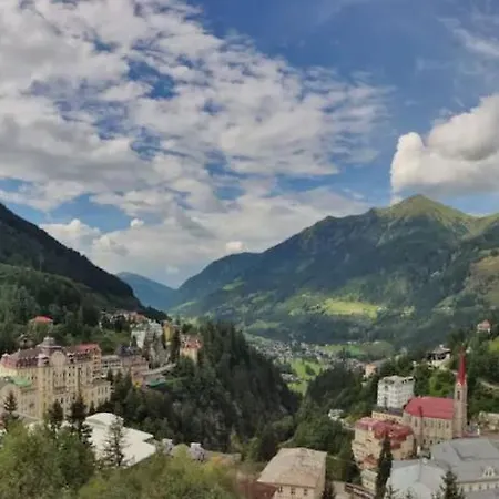 Apartament Breathtaking Alpine Views Near Lifts 135m2 *